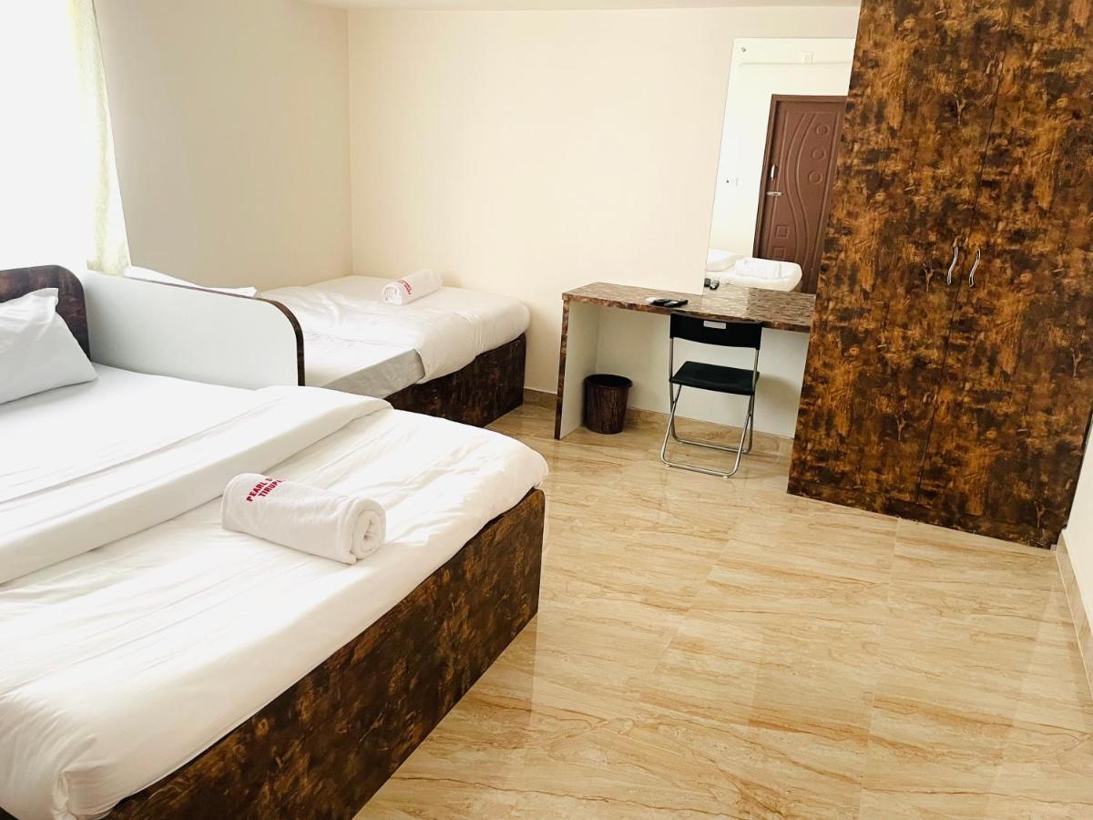 Lsr Service Apartments Tirupati Exterior foto