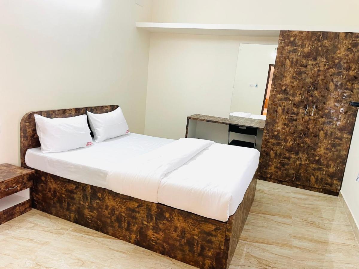 Lsr Service Apartments Tirupati Exterior foto